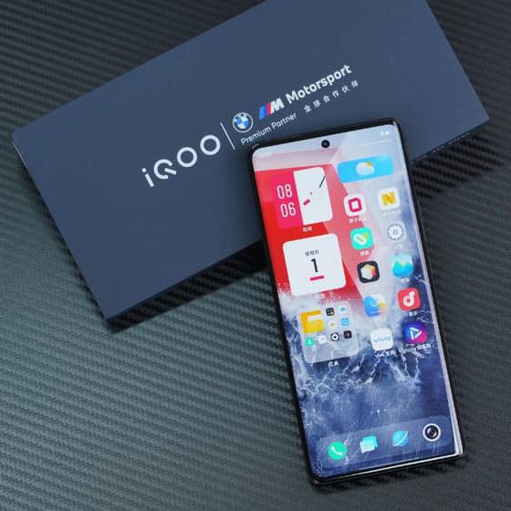 vivo iQOO 10 Pro